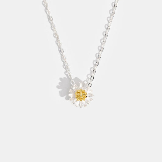 925 Sterling Silver Daisy Flower Necklace