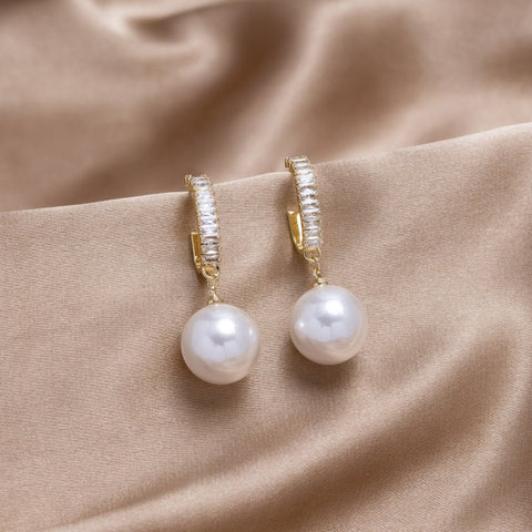 Olivia Pearl Drop Earrings